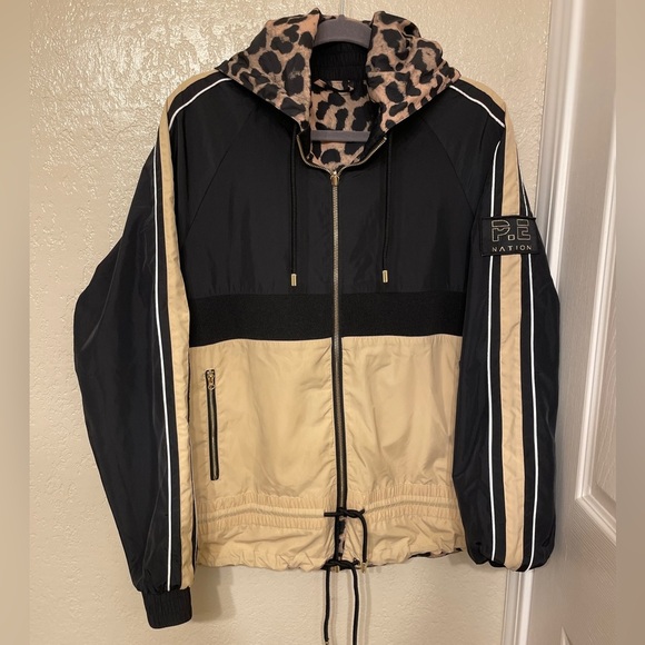 P.E.Nation Man Down Reversible Jacket Taupe Animal Print Athleisure Streetwear L - Picture 1 of 12